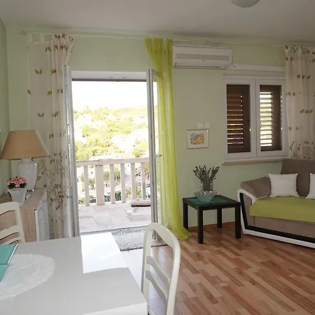 Apartment Splitska Splitska